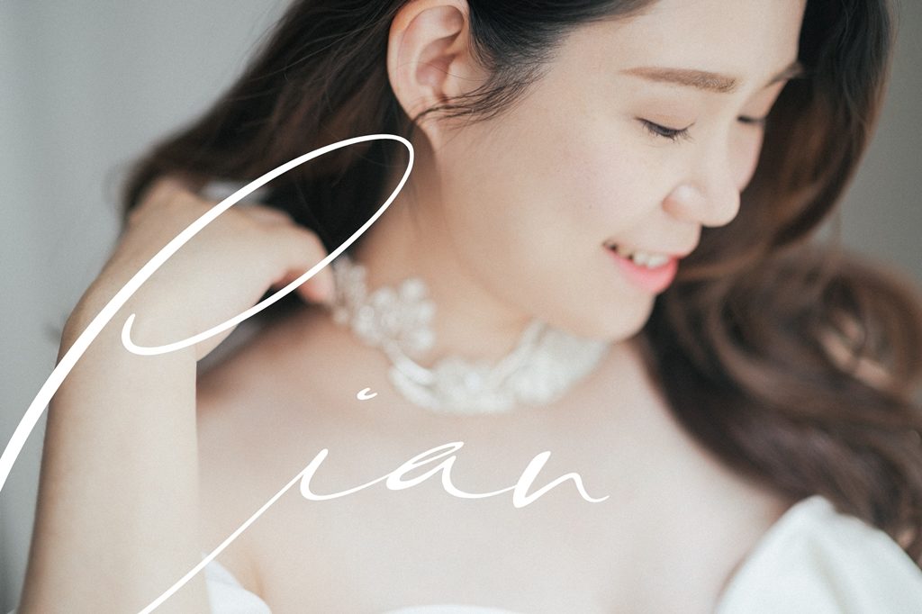 Cian EASTERN WEDDING studio台北婚紗推薦 孕婦寫真 孕婦棚拍 孕寫真 孕攝 婚紗拍攝 人像攝影 形象照拍攝 個人寫真 輕寫真 台北婚紗 台北婚攝 湧泉攝影 輕婚紗 時裝婚紗 時裝人像 棚拍 美式婚禮色調 美式風格 孕紀錄 黑白 窗光 自然光 Sunny-Yang make-up and stylist