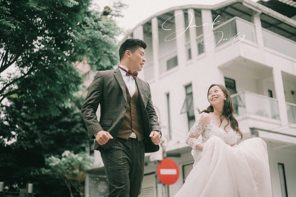 Jack Judy 陶志捷 宋念主 台北市召會十會所 眷村婚紗 F&P studio 自助婚紗 台北婚紗 EW 台北婚紗推薦 台北婚攝 婚紗推薦 婚紗棚拍 婚紗外拍 典雅 韓系捧花 自然系捧花 歐系捧花 類婚紗 眷村 化南新村 紅磚牆 婚攝 湧泉攝影 美式婚紗 日系婚紗 美式婚禮色調 生活感婚紗 自然互動 吉他 彈鋼琴 故事婚紗 概念婚紗 情侶寫真 韓式婚紗 白紗 黑白 柔美 靜謐 寧靜感 可愛 窗光 極簡 有愛 河堤 清新 晴天 散景 大光圈 髮絲 放髮 JillBridal 吉兒法式手工婚紗