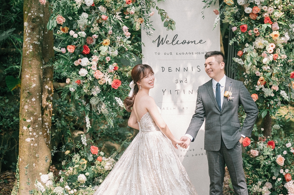 Dennis Yiting EW 福田園休閒農場 福田園 宴客 證婚 婚禮紀錄 戶外婚禮 台北婚攝 推薦 台北婚禮 戶外證婚 台北婚紗 婚攝 宴客 婚攝湧泉 湧泉攝影 婚戒 喜帖 對戒 誓詞 誓言 手寫字體 美式婚禮 類婚紗 婚宴 草地 敬酒 絕美 唯美 感動 感人 歡笑 自然互動 散步 捧花 歐式 自然系捧花 文定 龍鳳掛 楓葉 花藝 婚禮布置 成家婚禮 音樂老師 似顏繪